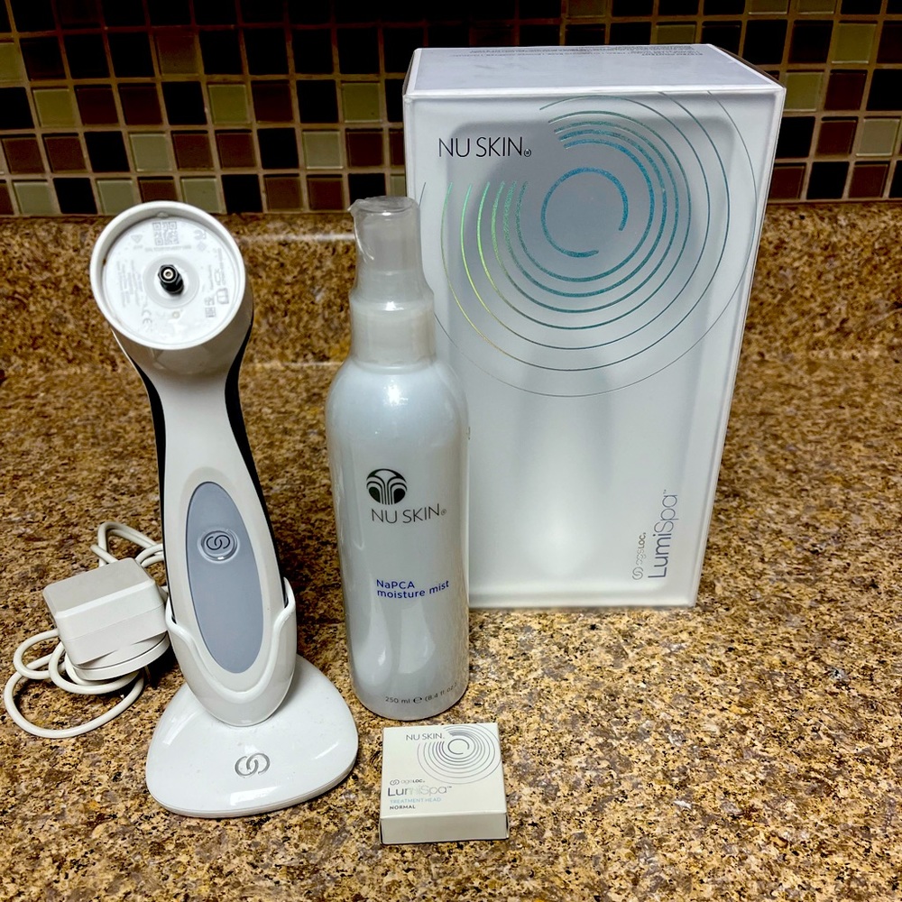 Nuskin Lumispa with new treatment head.